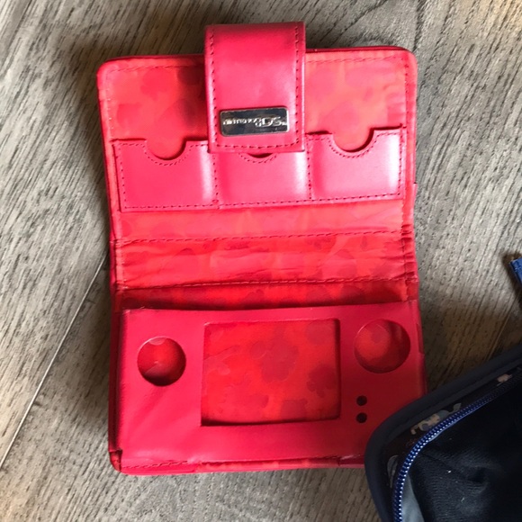 Nintendo DS - Picture 3 of 7